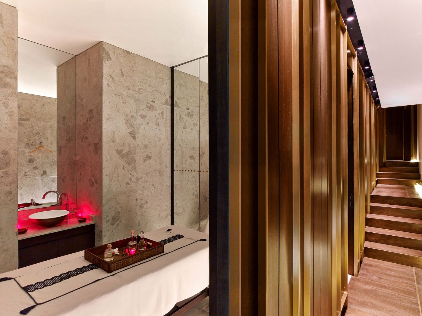 W-Hotel-Istanbul-Pool-24