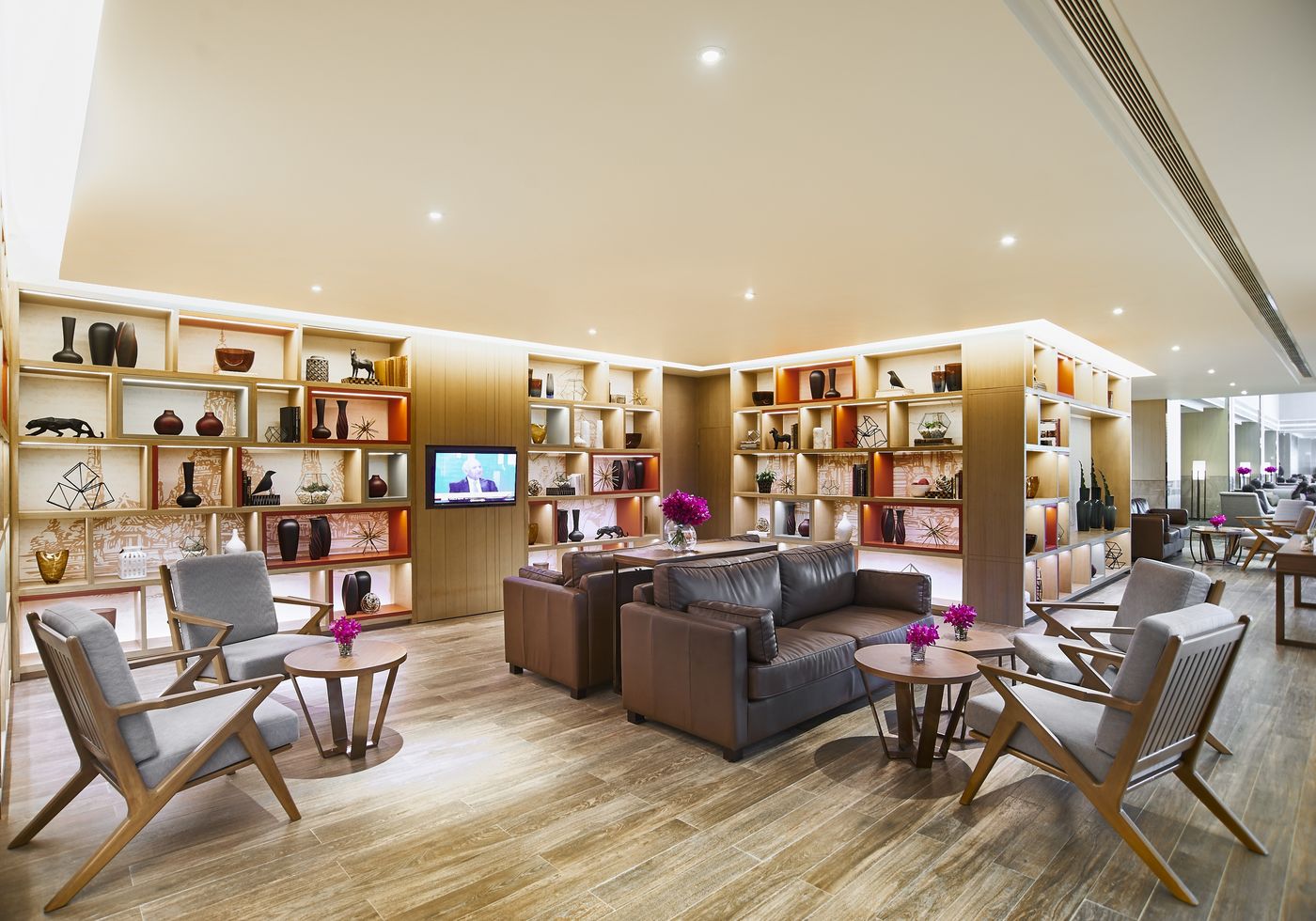 Amari-Watergate-General-view-15