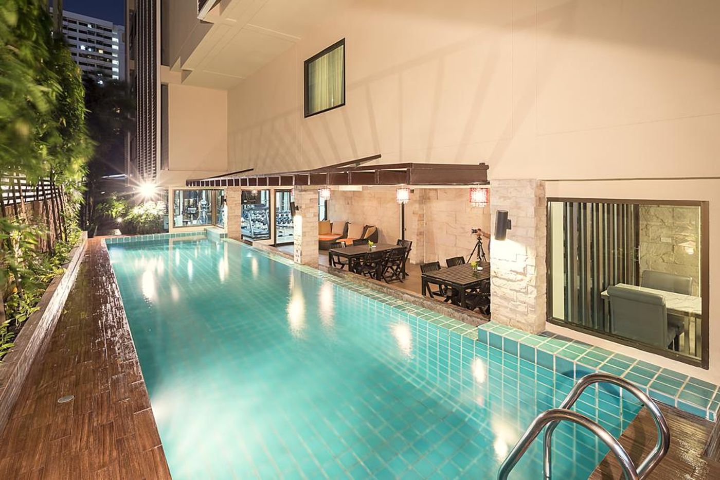 Aspen-Suites-Sukhumvit-2-Pool-52
