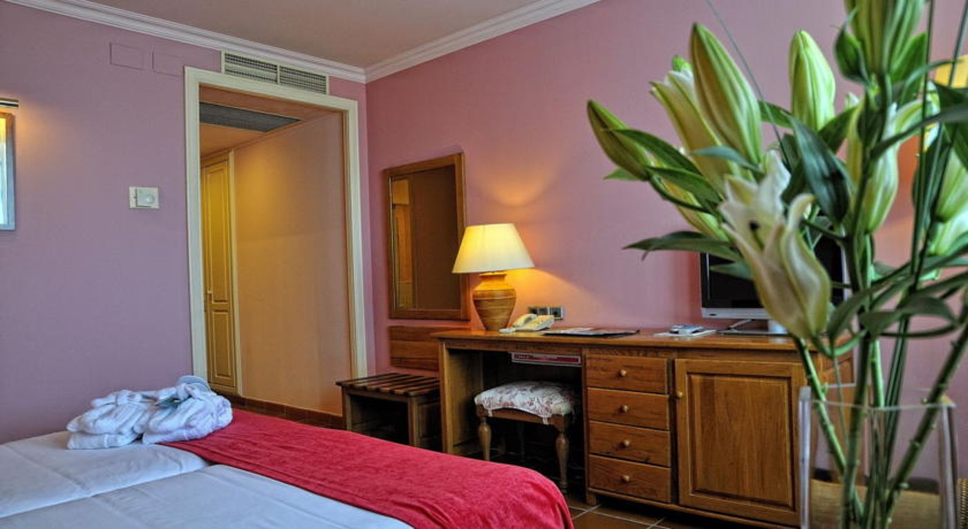 Peralada Wine Spa & Golf