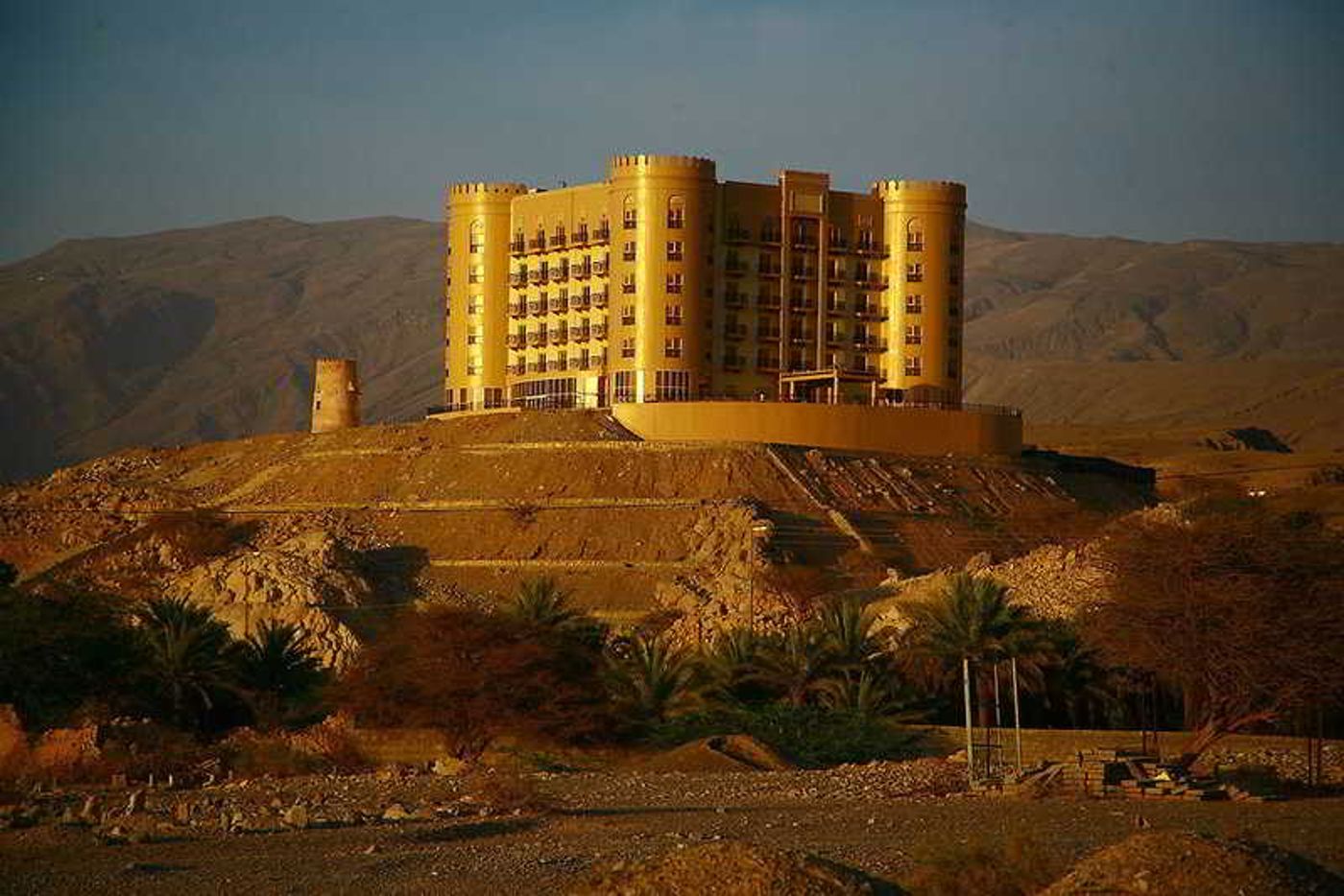Golden-Tulip-Khatt-Springs-Hotel-and-Spa-General-view-3