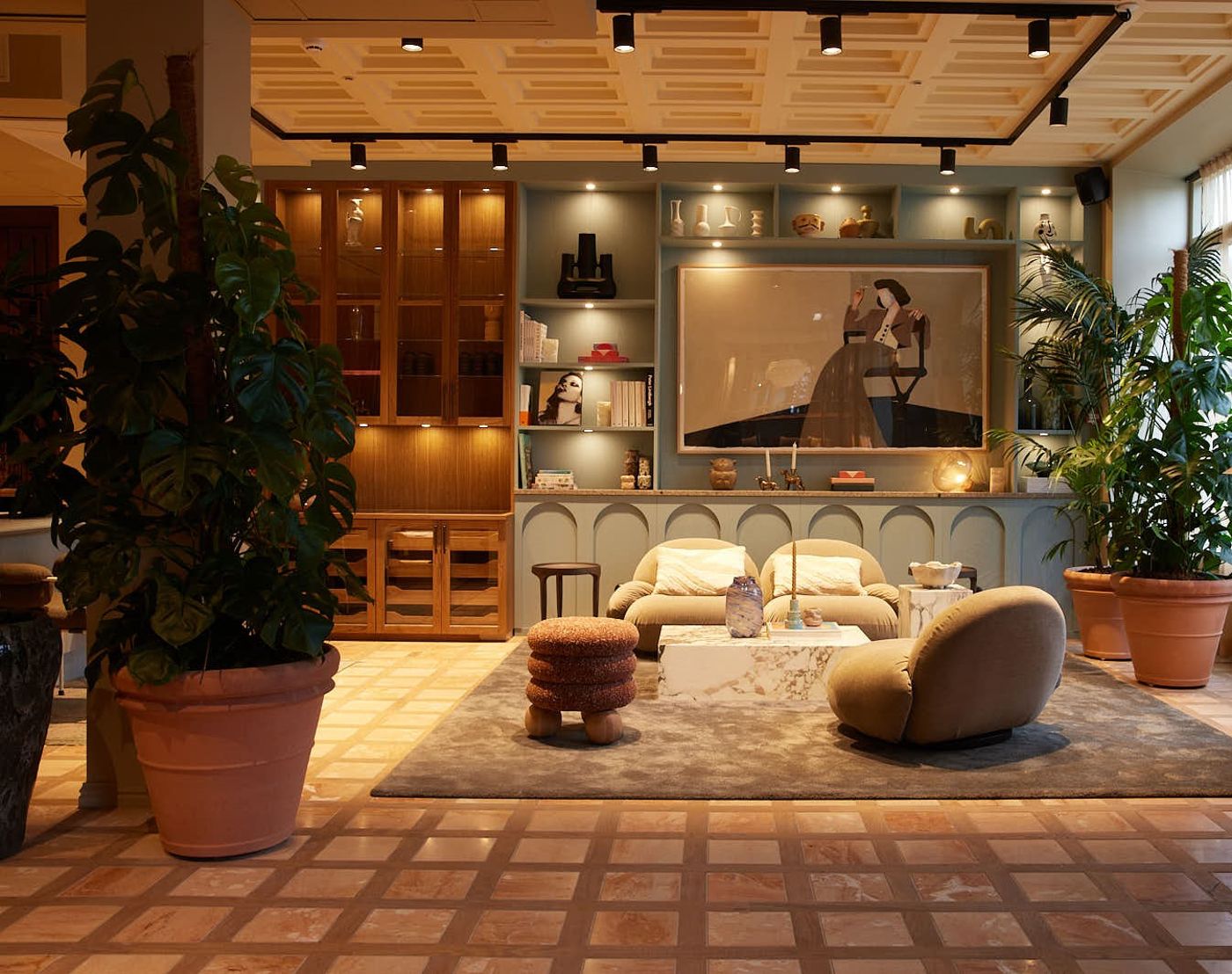 Grand-Joanne-Lobby-2