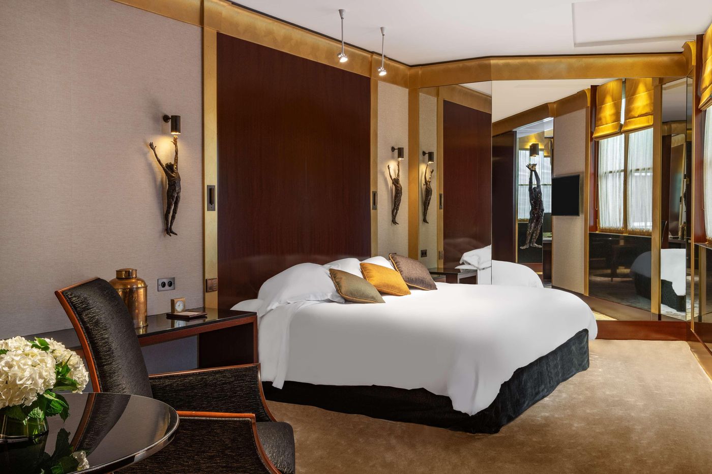 Park-Hyatt-Paris-Vendome-Room-45