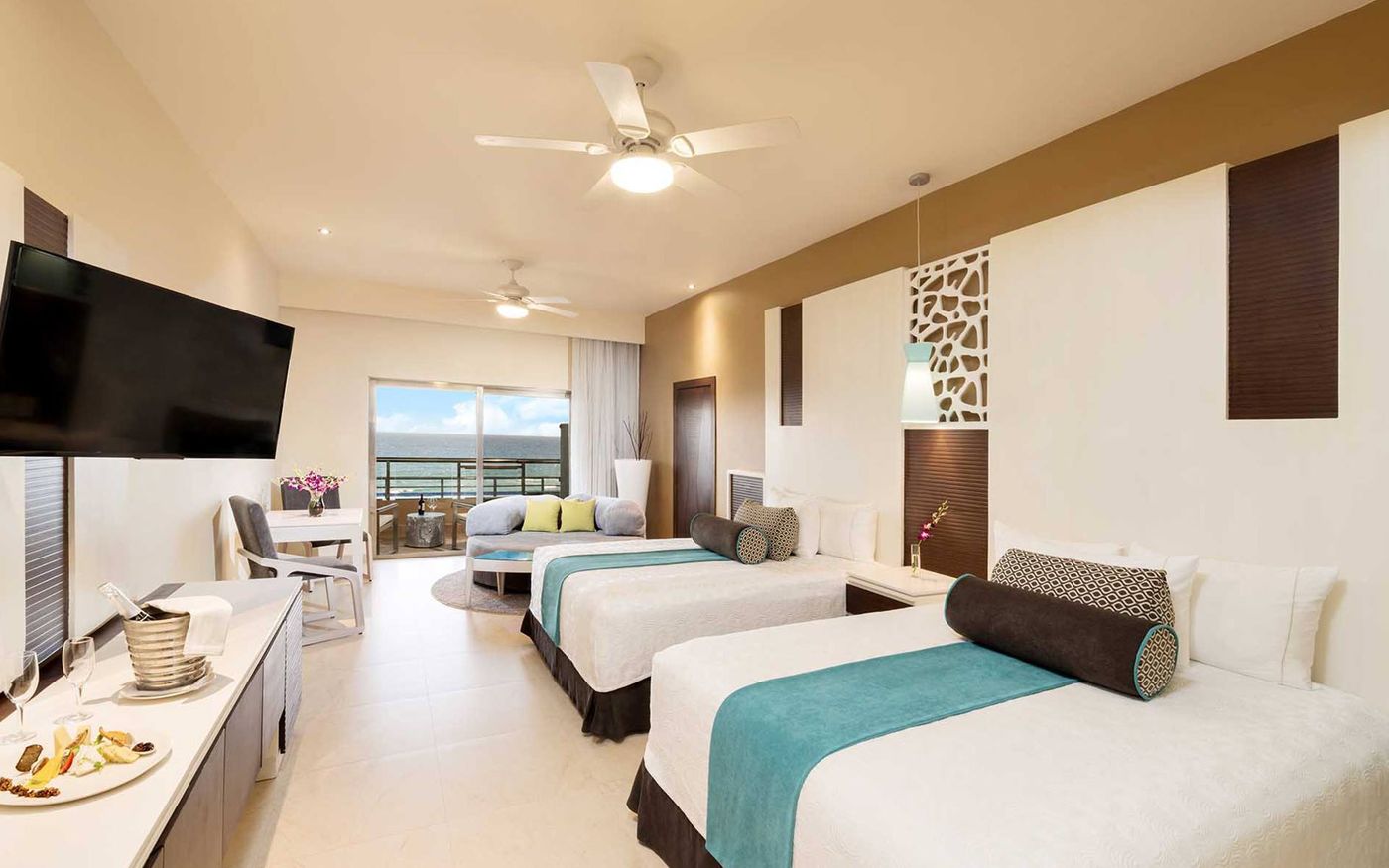 El Dorado Seaside Suites (Infinity)