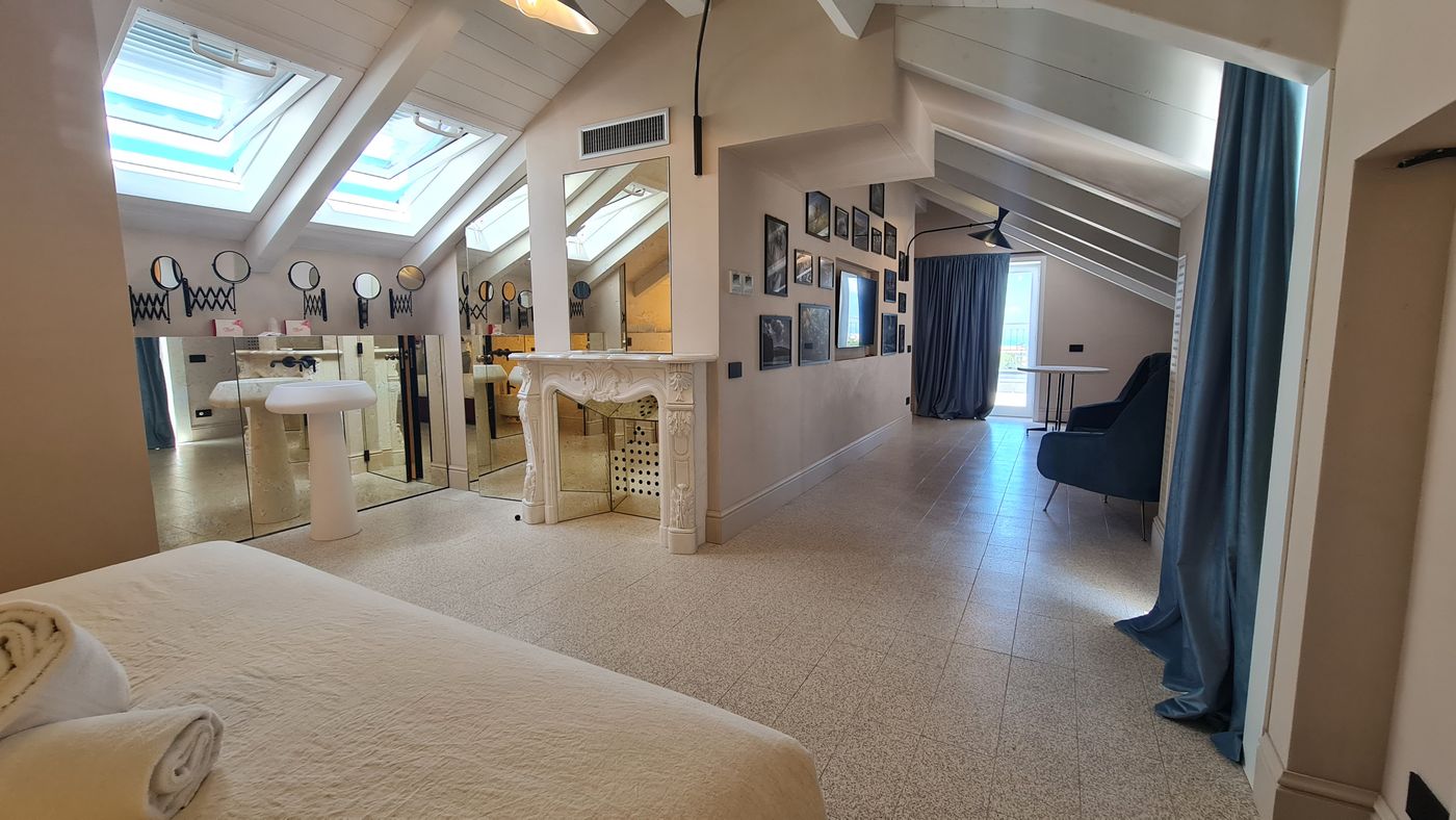 Il-Roseto-Resort-Room-40