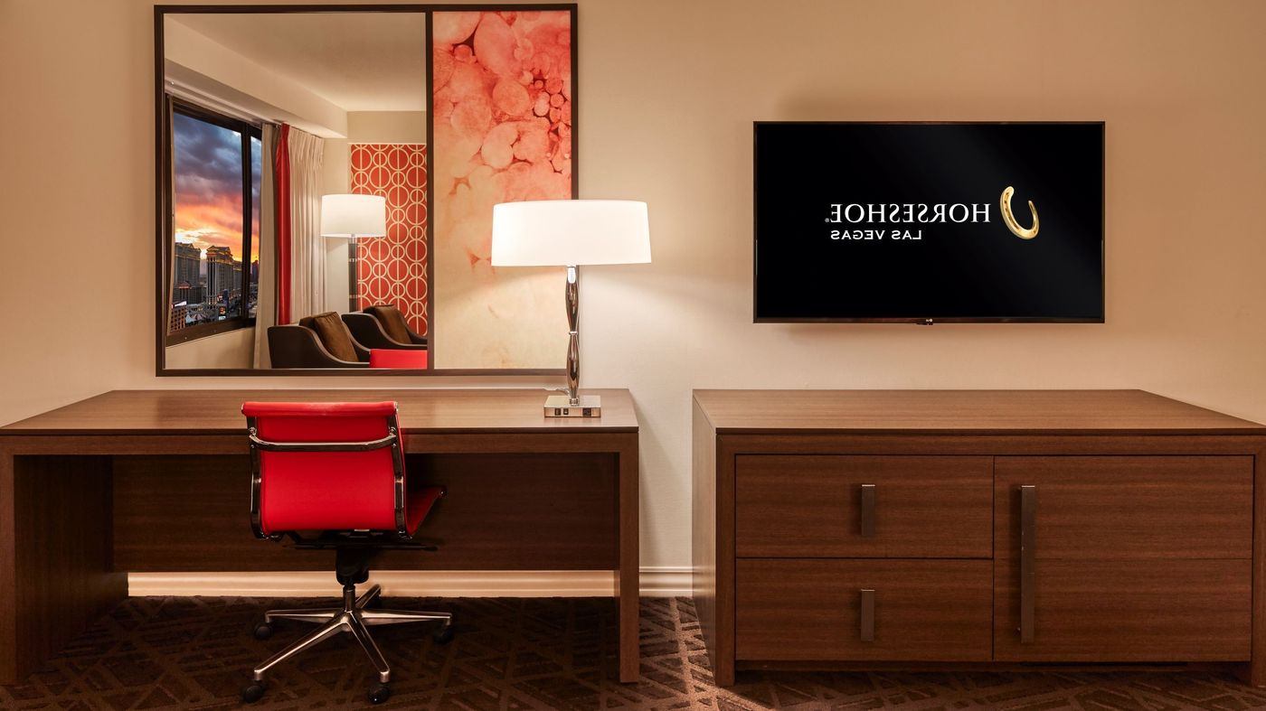 Horseshoe-Las-Vegas-Room-9