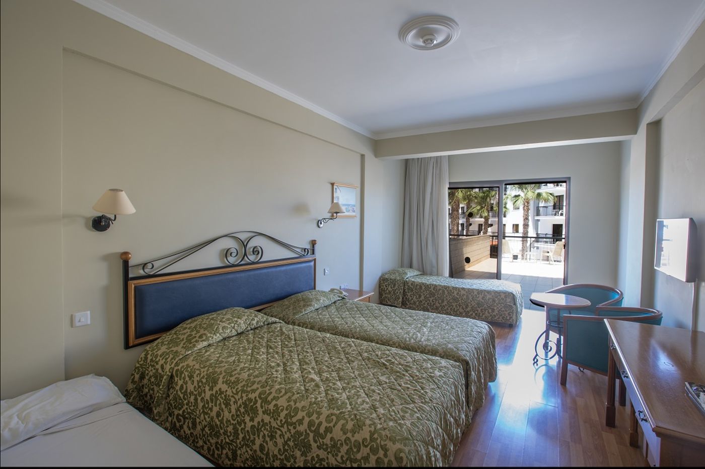 Tsokkos-Gardens-Room-18