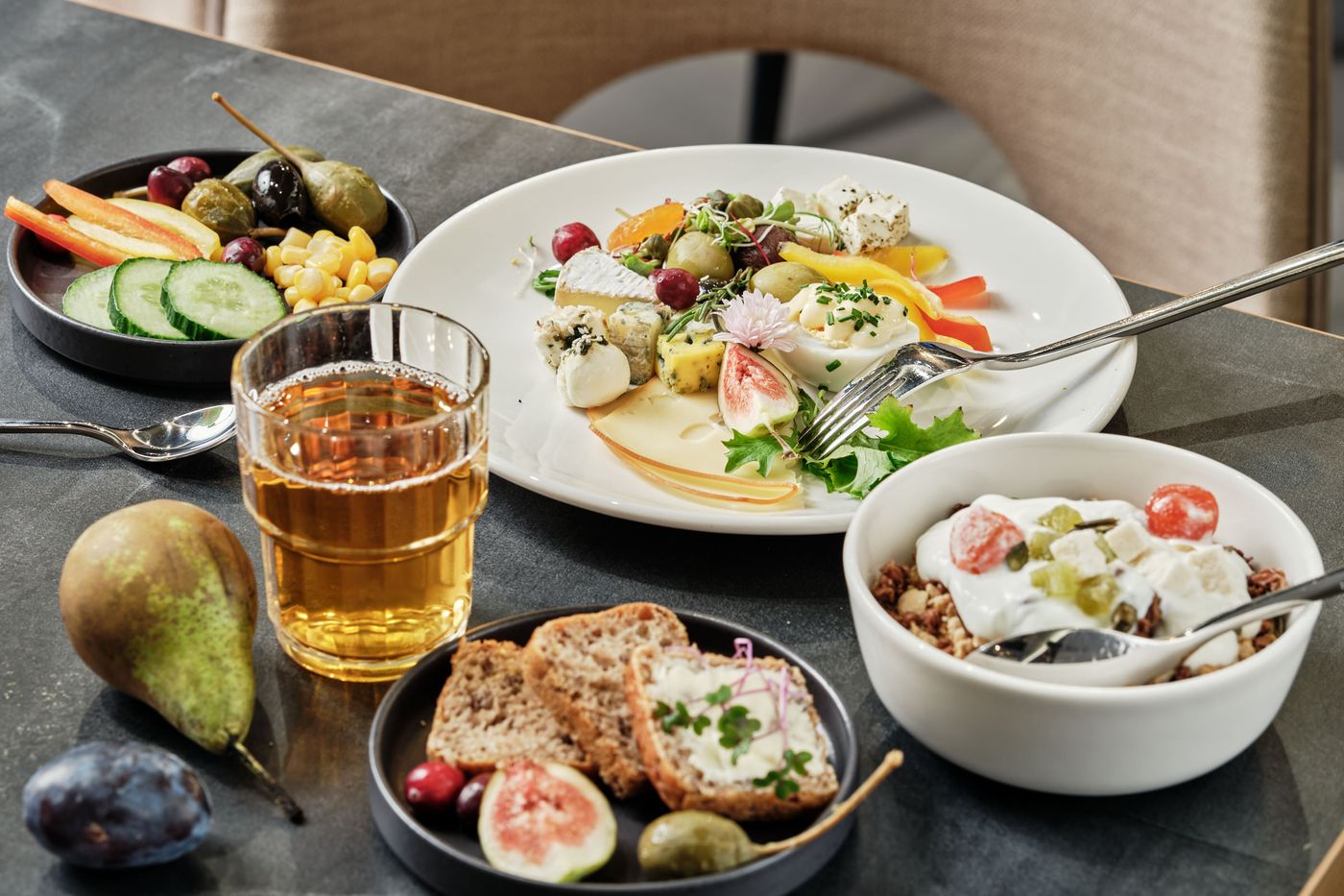 Leonardo-Royal-Hotel-Warsaw-Restaurant-71