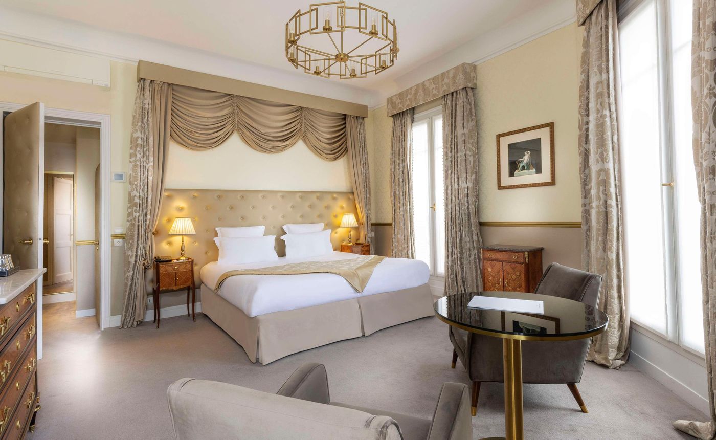Hotel-Claridge-Worldhotel-Room-14