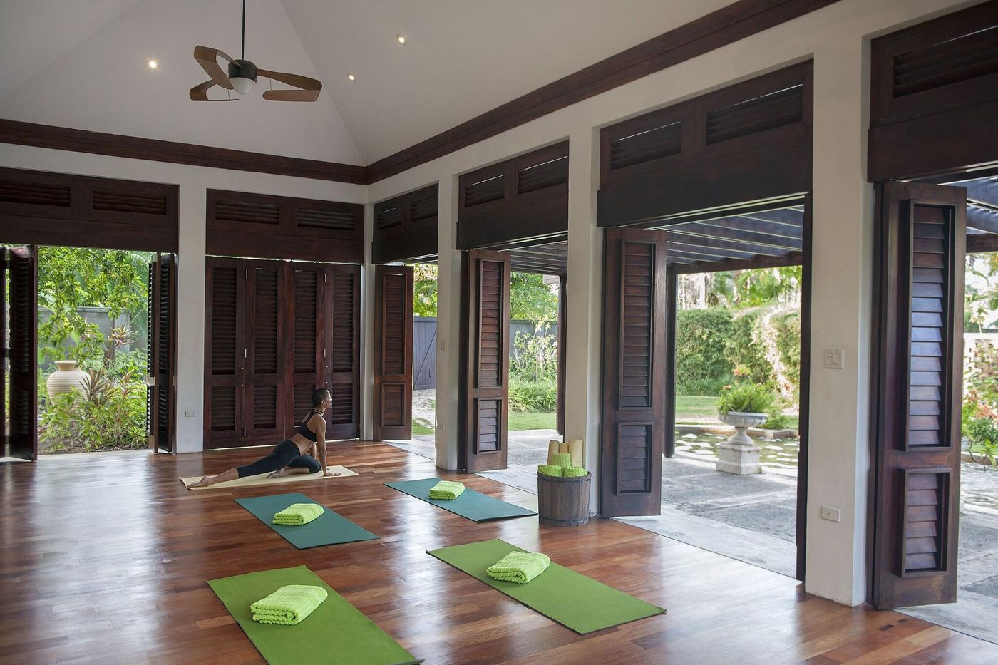 Half-Moon-Sports-and-Entertainment-78