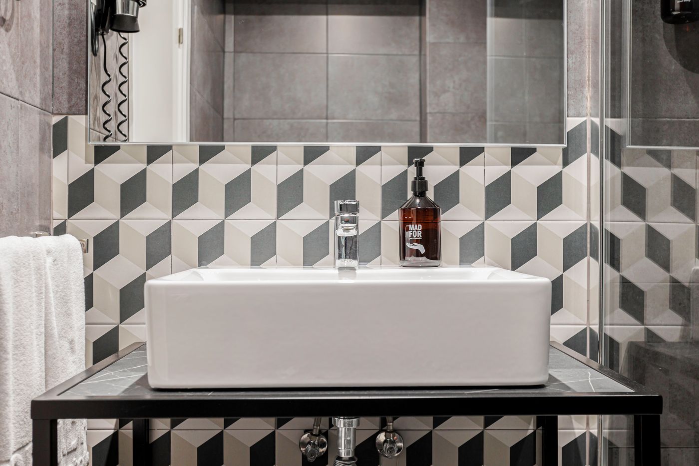 Acta-Madfor-Hotel-Room-39