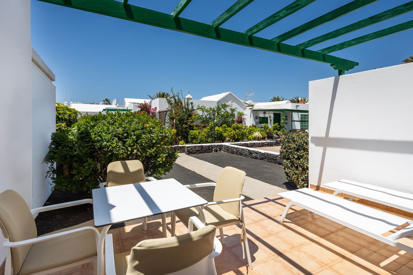 Apartamentos-LIVVO-Las-Gaviotas-Room-24