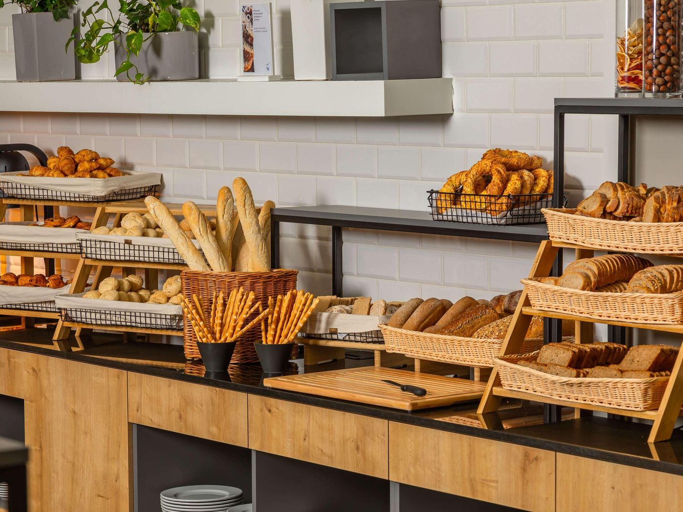 Novotel-Krakow-City-West-Restaurant-75