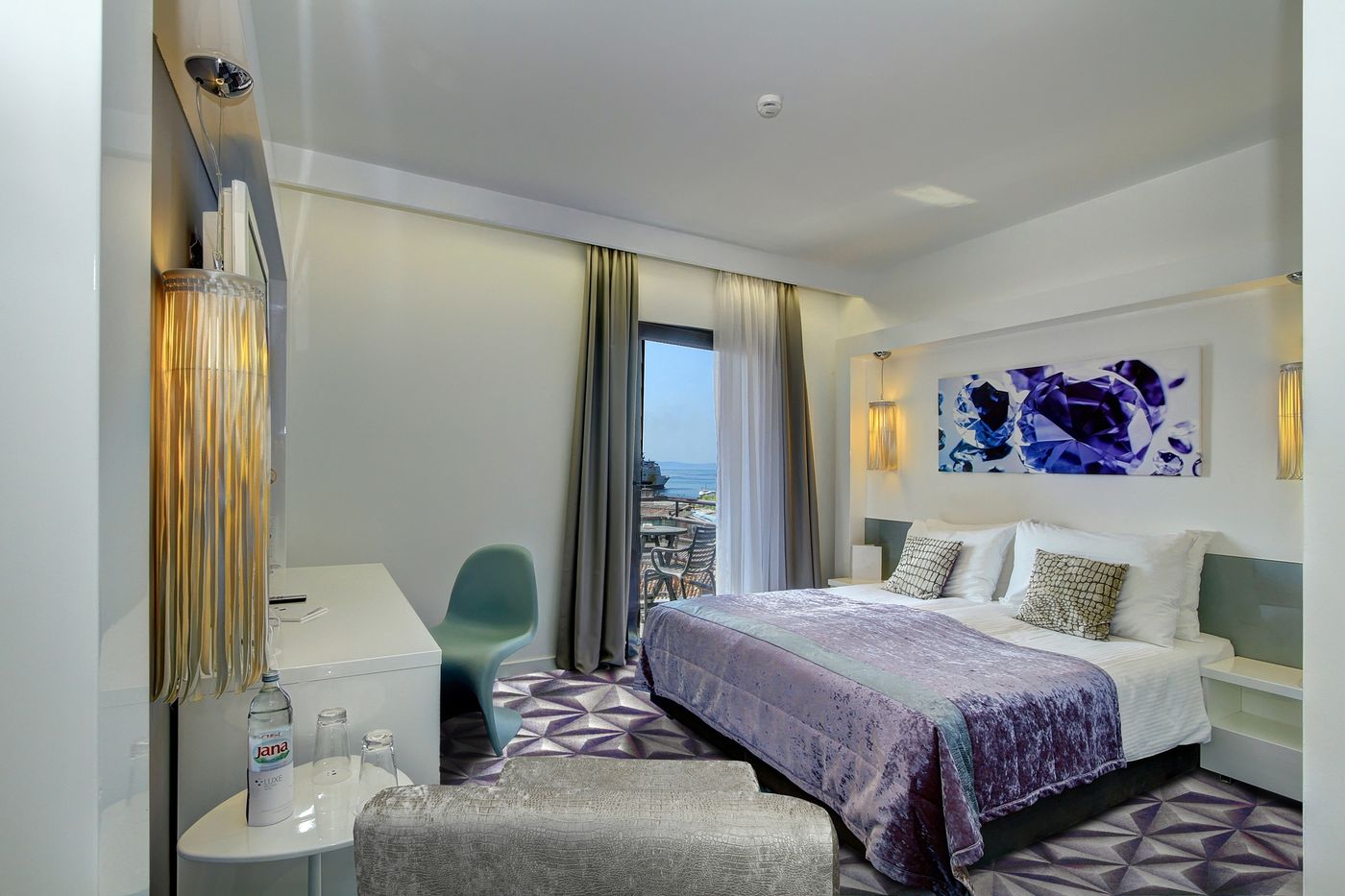 Hotel-Luxe-Room-23