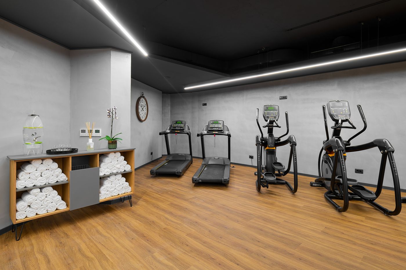 Amphora-Sports-and-Entertainment-53