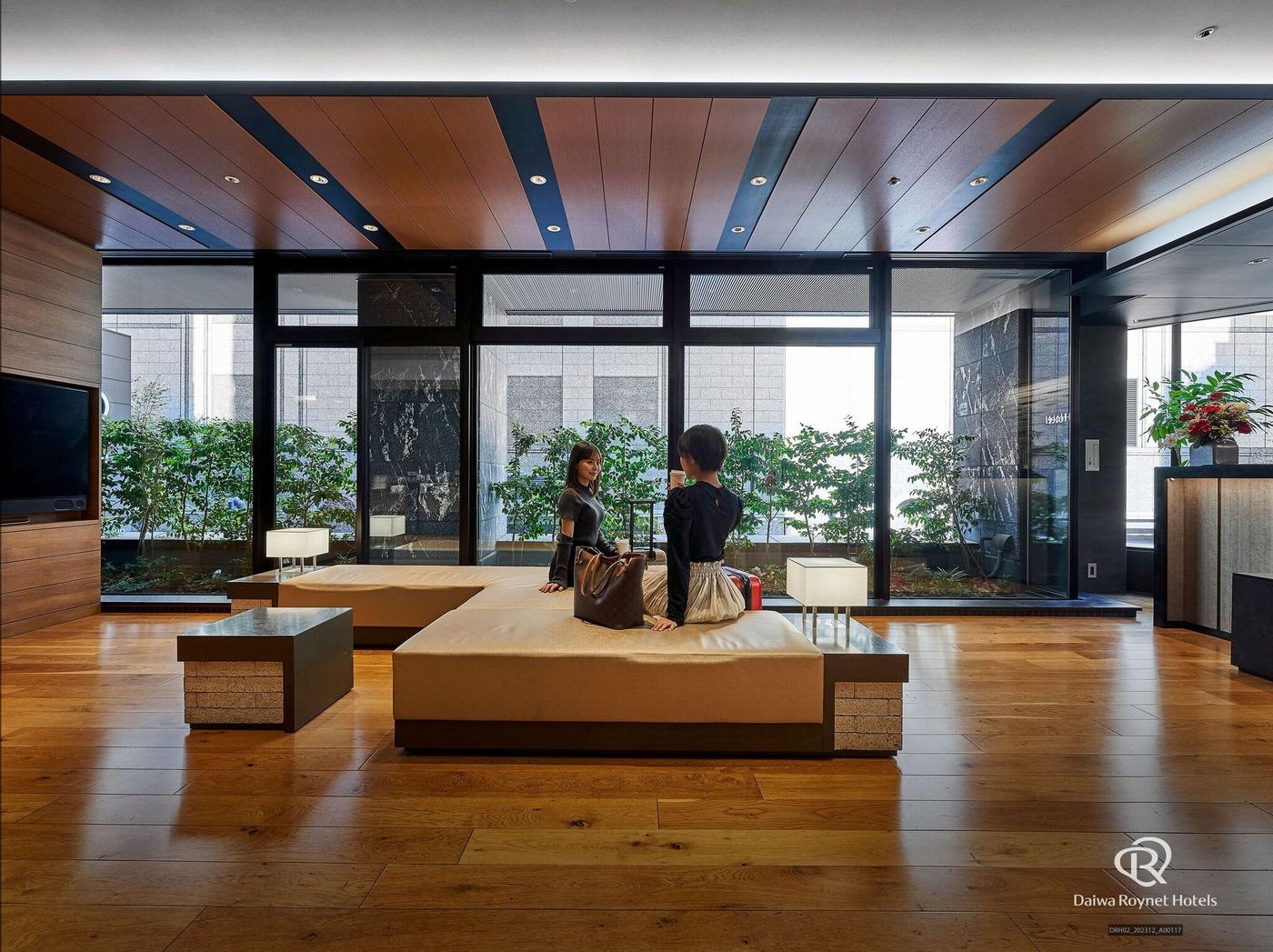 Daiwa Roynet Hotel Shimbashi-Japan-Tokio-General view-4