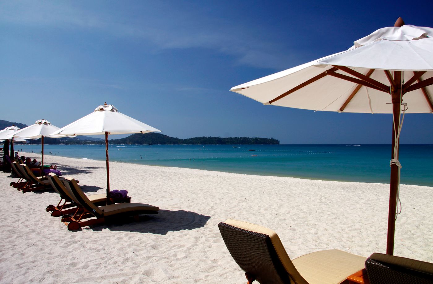 Dusit-Thani-Laguna-Phuket-Beach-64