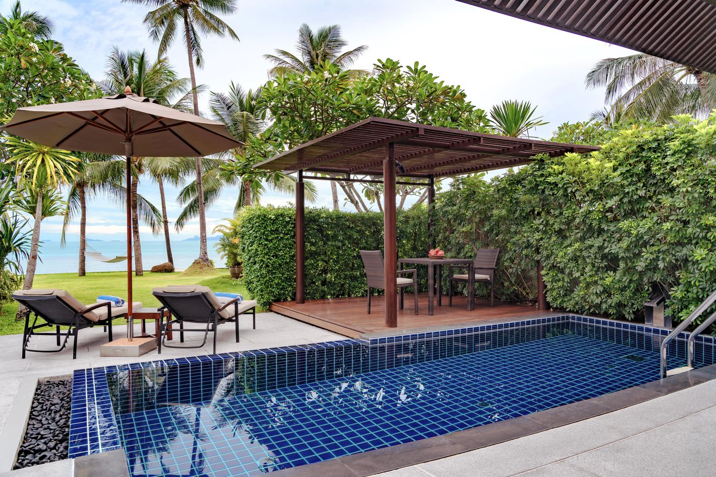 Intercontinental-Hotels-Koh-Samui-Resort-Room-1