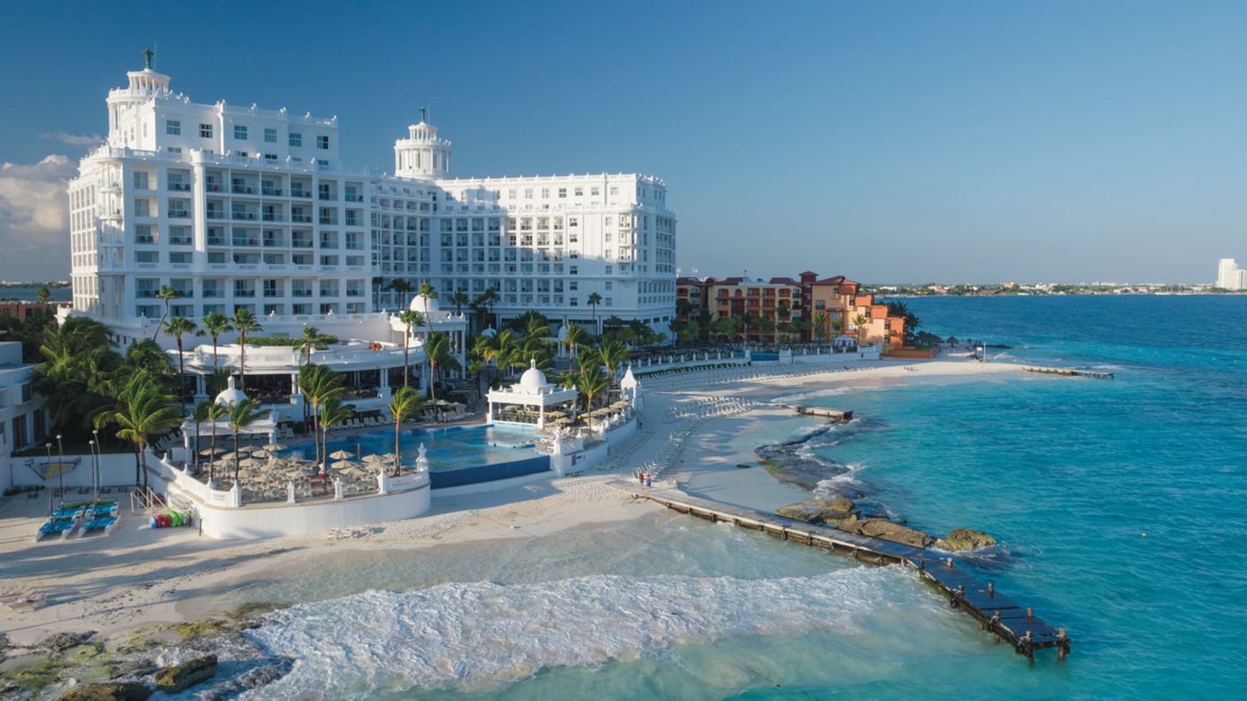 Riu-Palace-Las-Americas-All-Inclusive-Beach-19