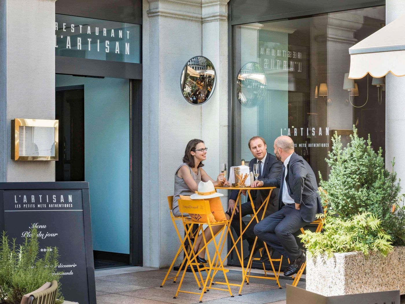 Hotel-Rotary-Geneva---MGallery-Bar-34