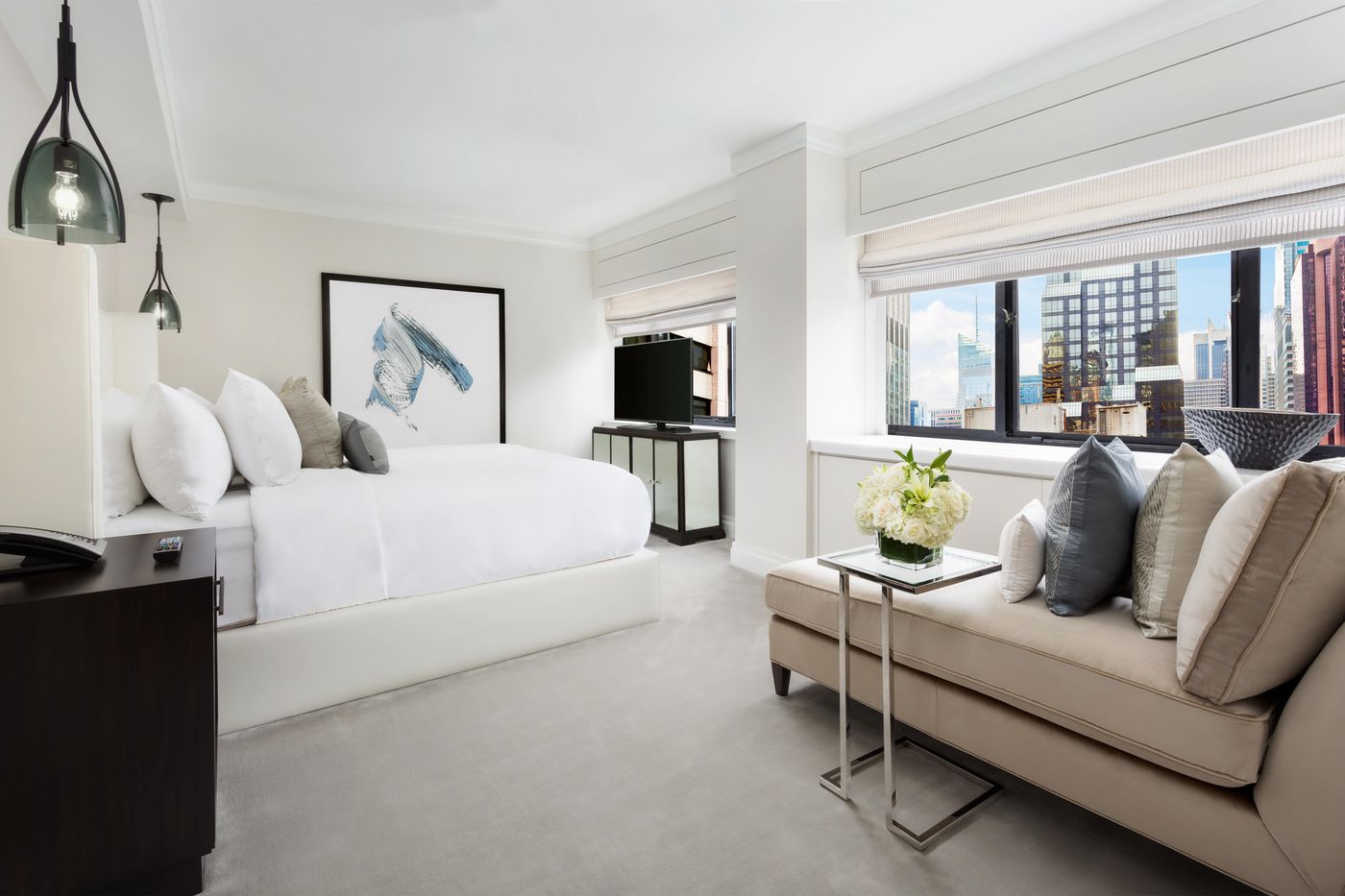 The-Manhattan-at-Times-Square-Hotel-Room-28