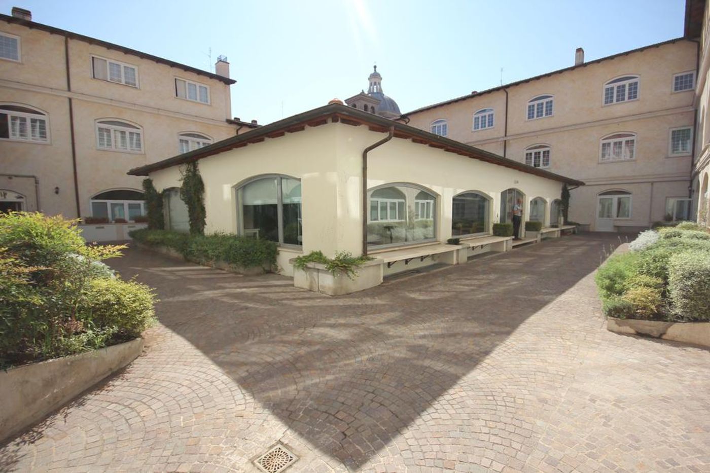 iRooms-Forum---Colosseum-General-view-1