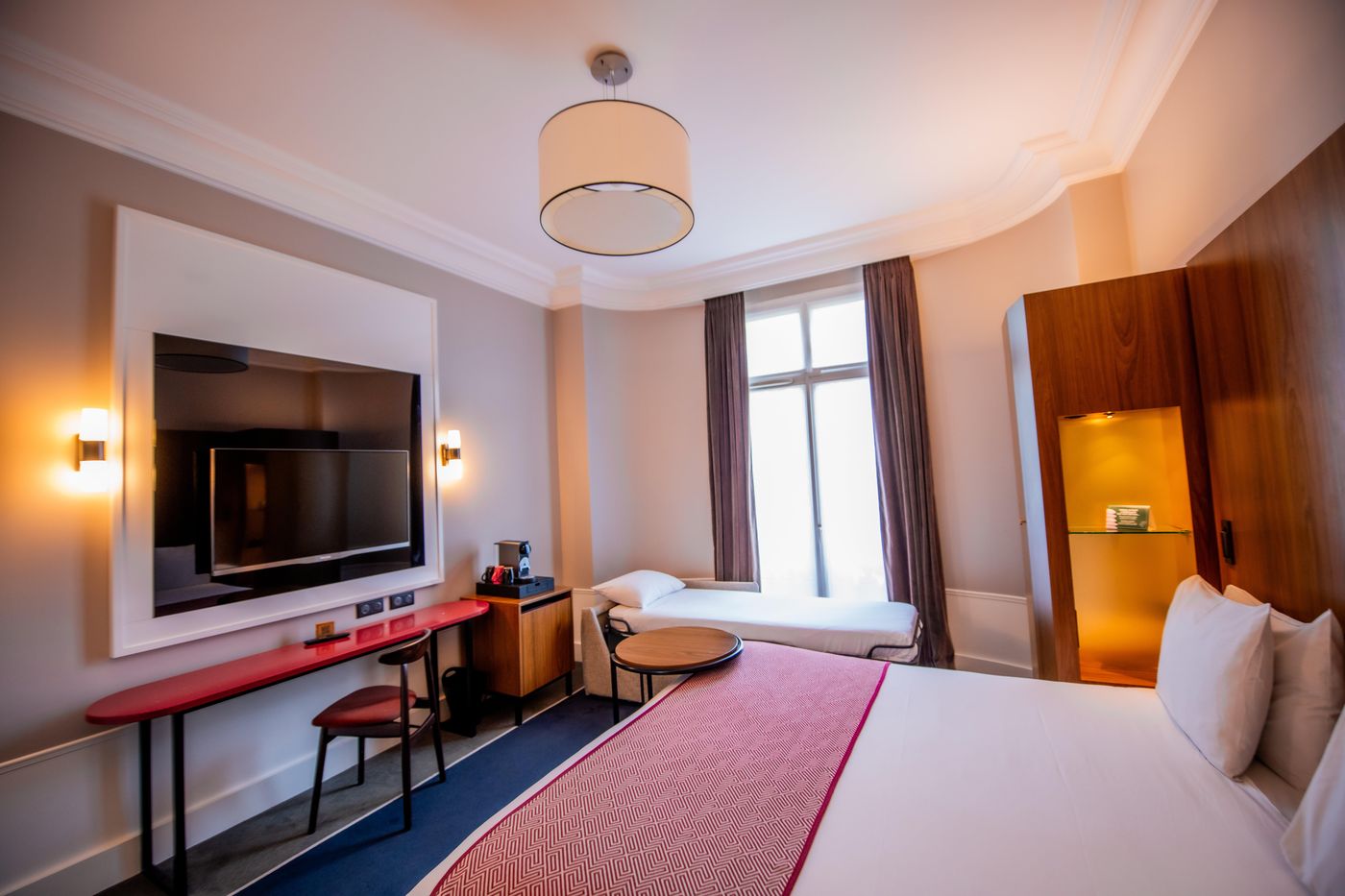 Holiday-Inn-Paris-Gare-de-Lyon-Bastille-Room-25