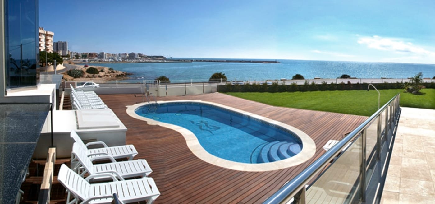 Hotel-Flamingo-Pool-2