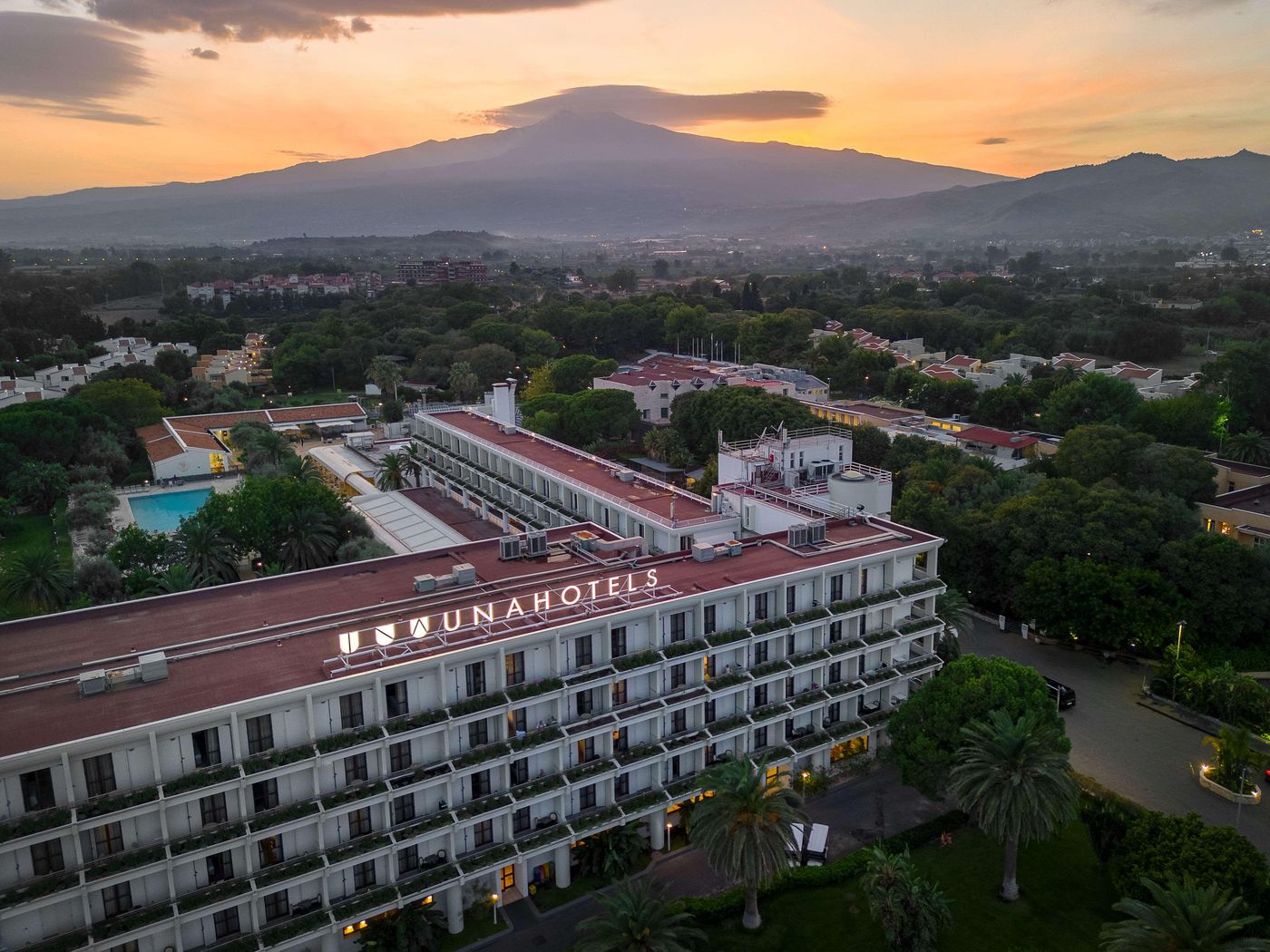 Unahotel-Naxos-Beach-General-view-24