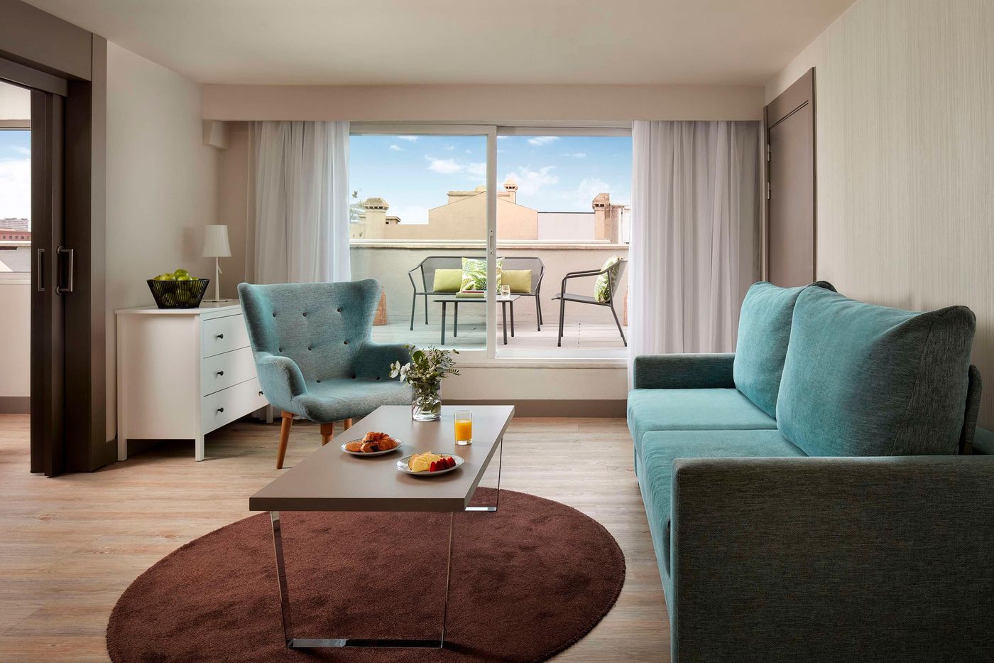 NH-Madrid-Zurbano-Room-8