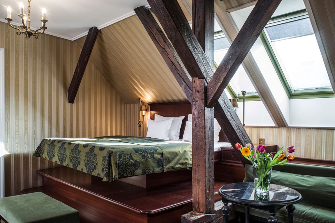 Gerloczy-Boutique-Hotel-Room-8