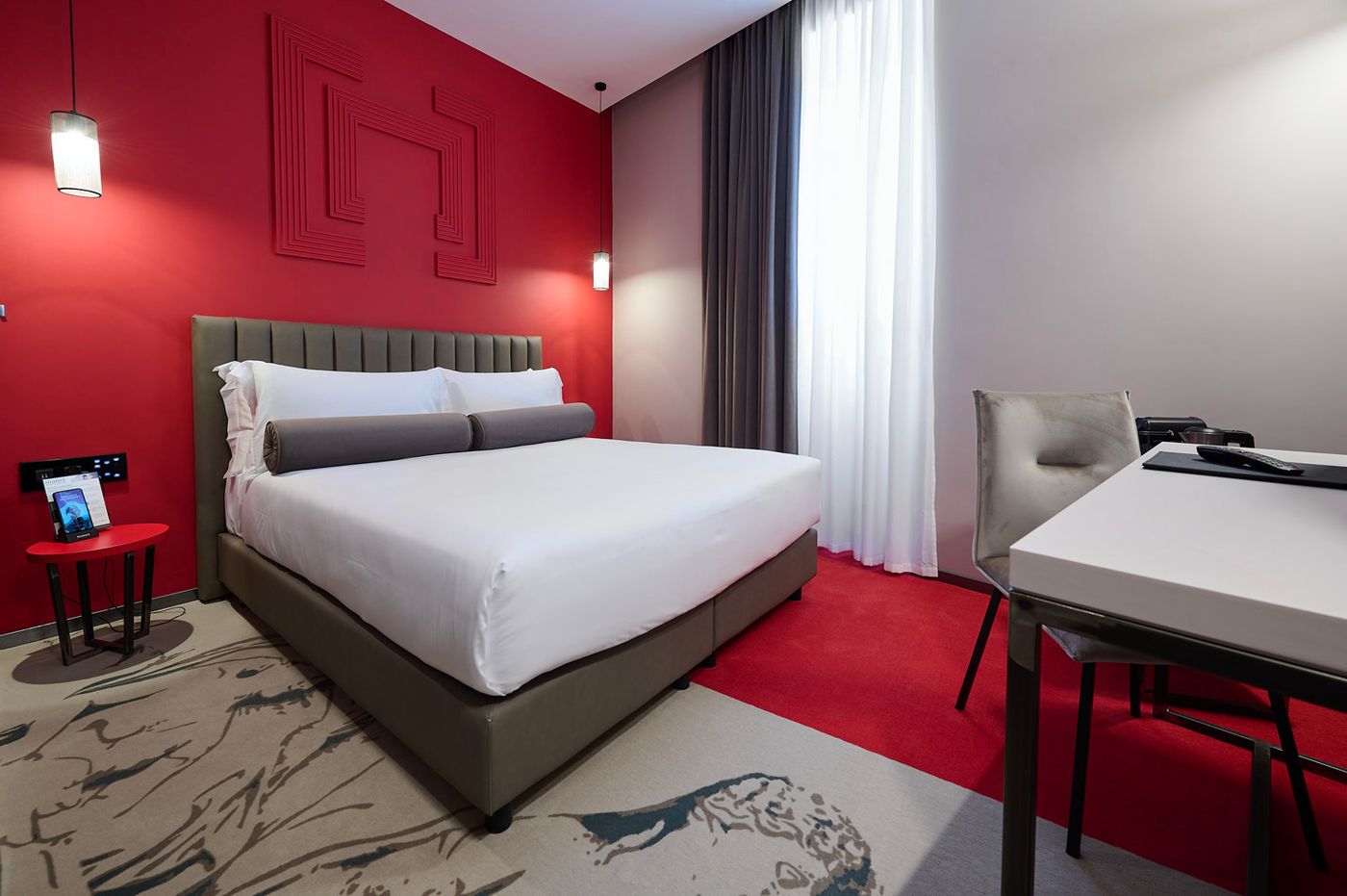 MyTALE-Creative-Academy-Hotel-Room-3