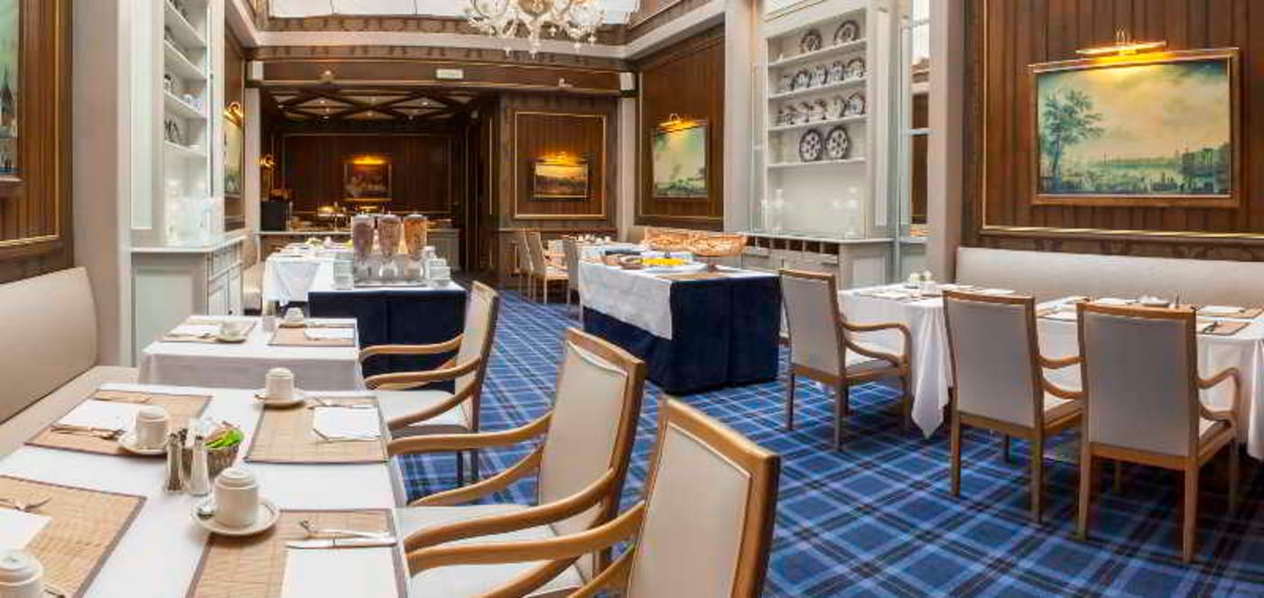 Royal-Garden-Champs-Elysees-Restaurant-51