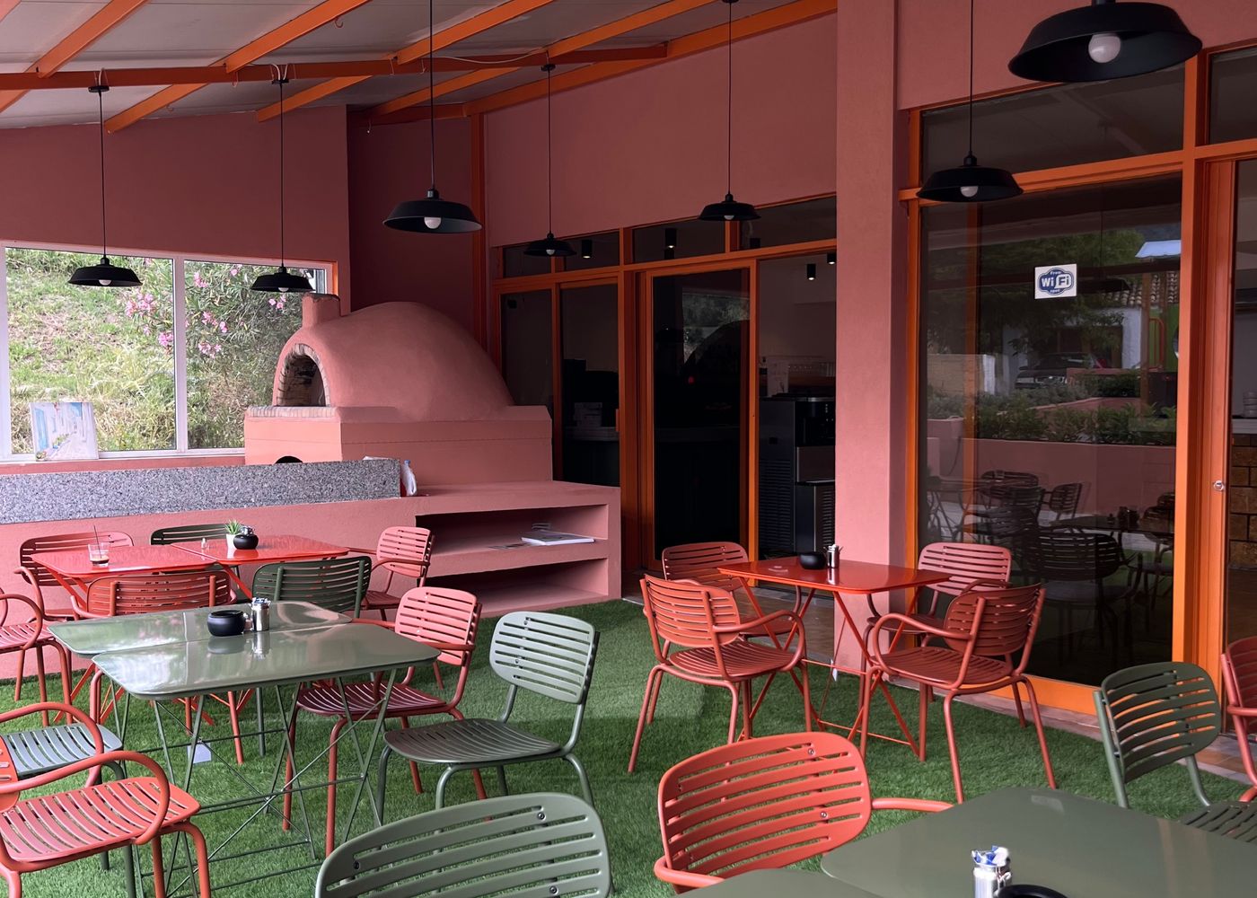 Aquarius-Beach-Hotel-Restaurant-51