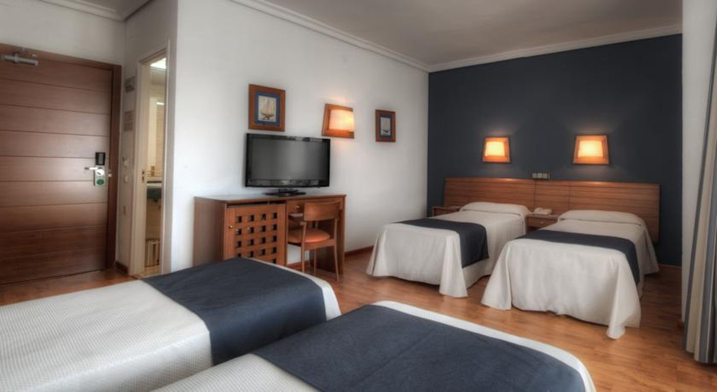 Hotel Puertobahia & SPA