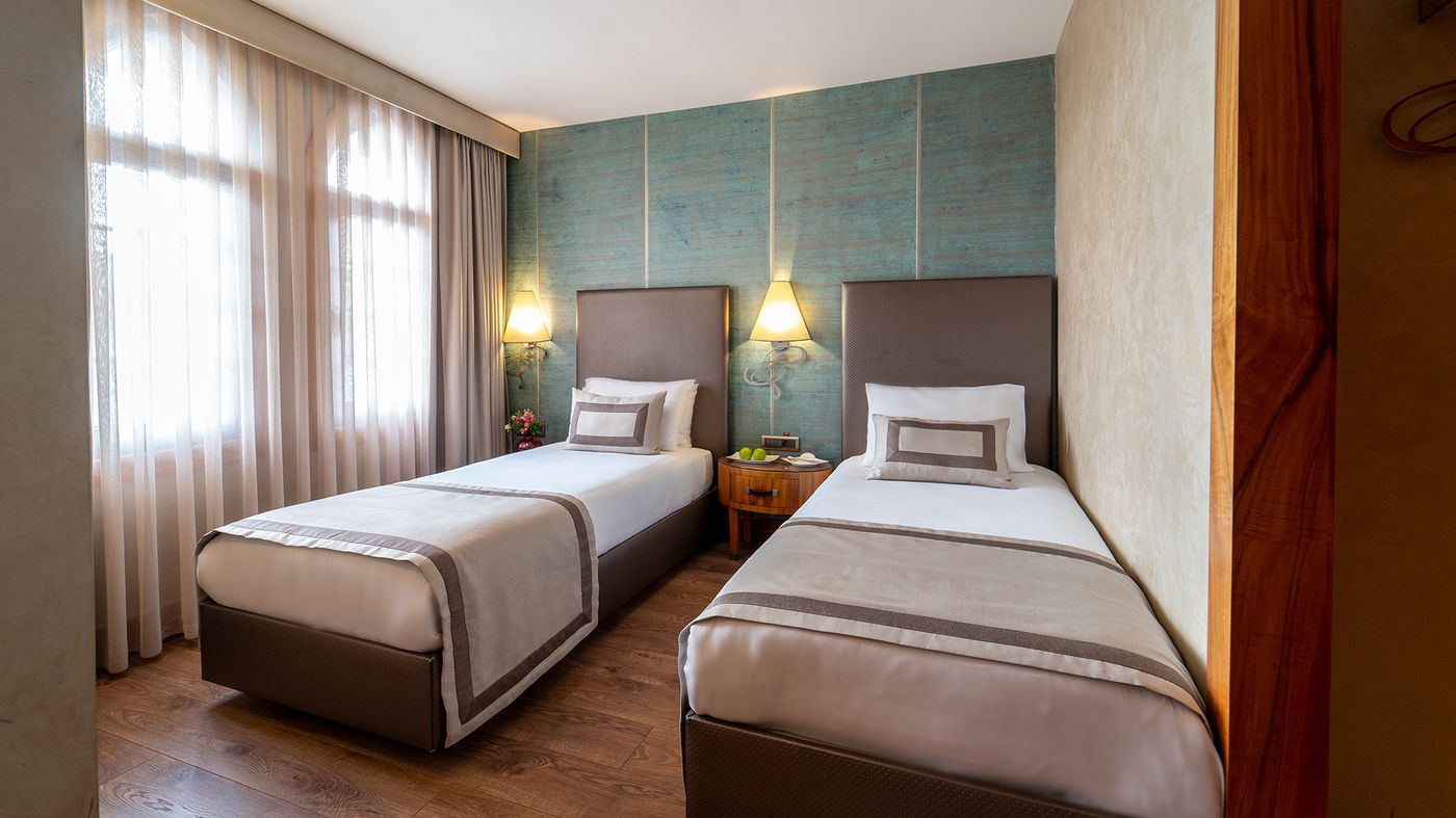 Biz-Cevahir-Hotel-Sultanahmet-Room-20
