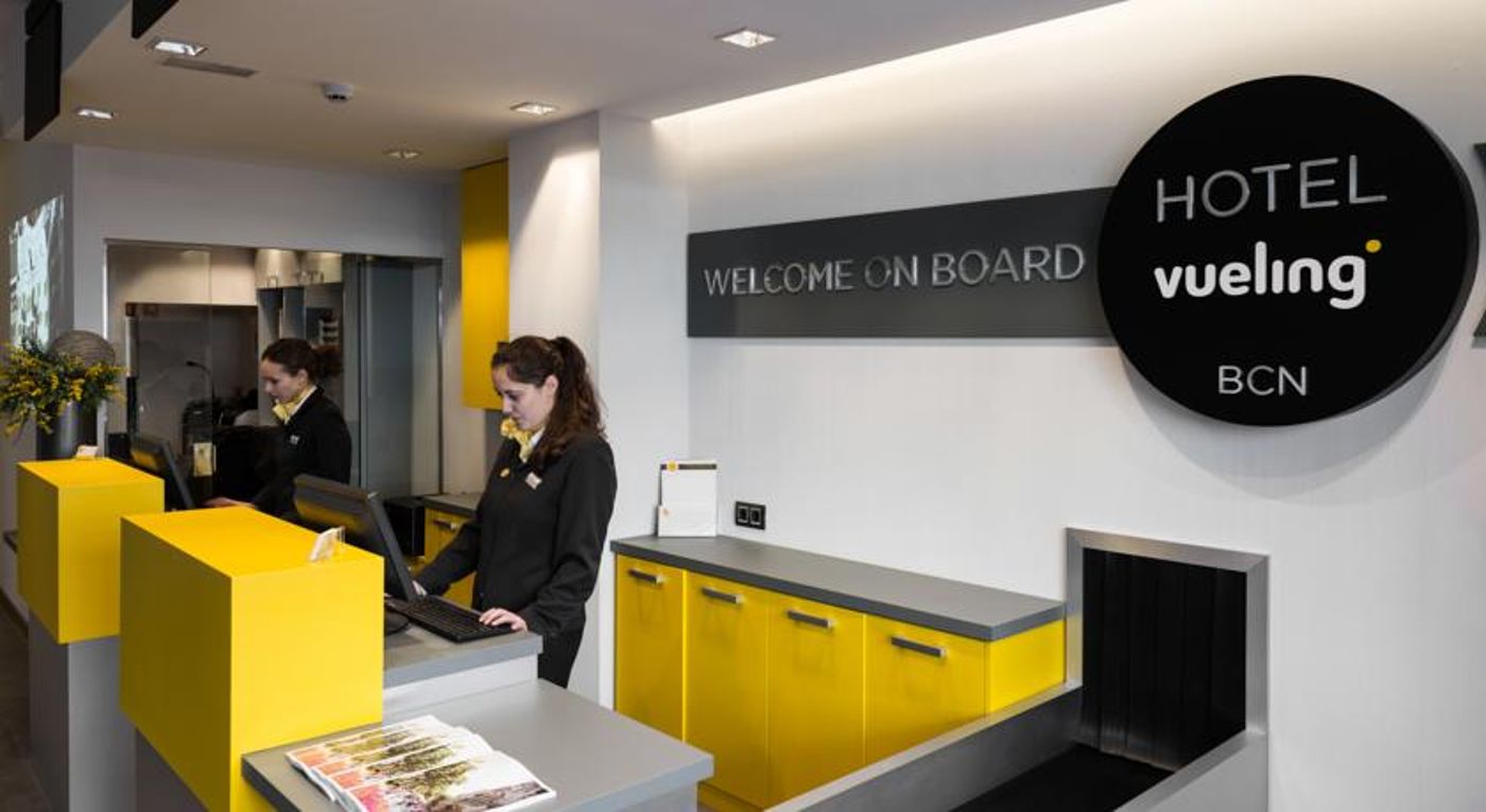 Vueling BCN by HC