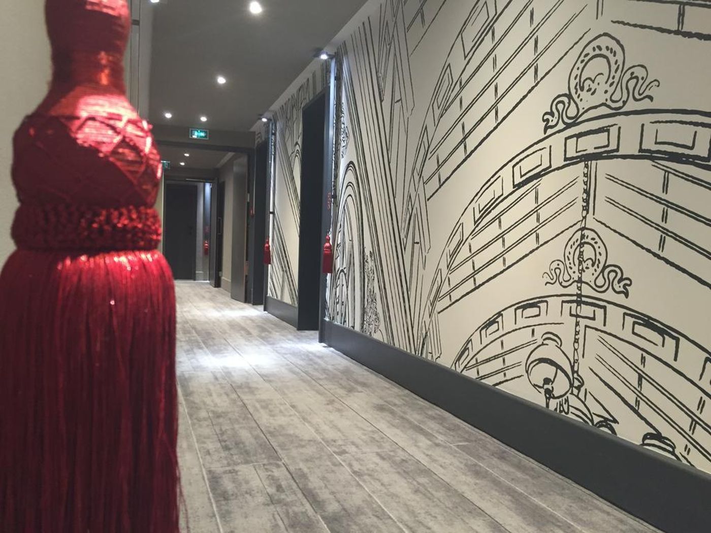 Mercure-Paris-Alesia-Lobby-34