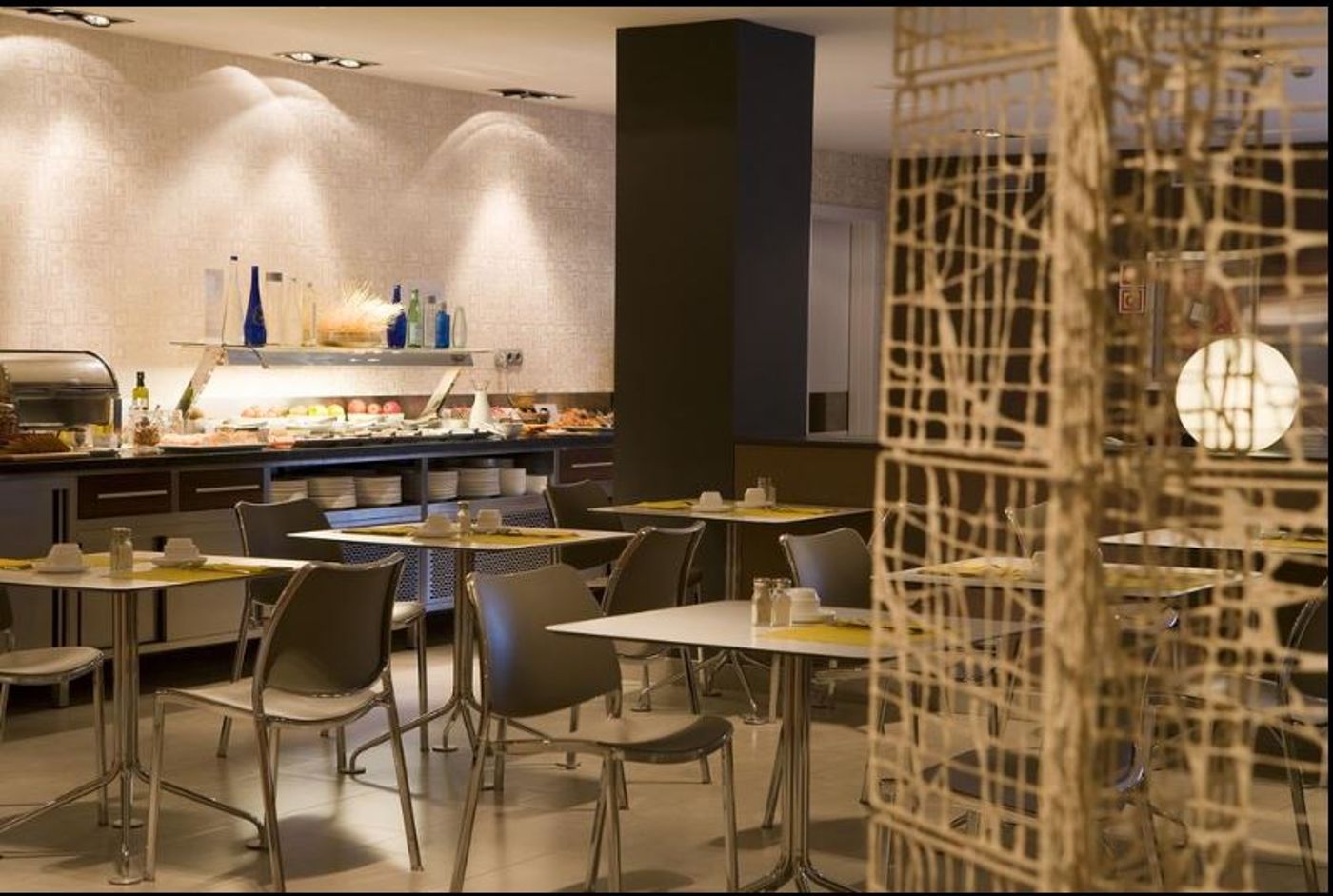 Magnolia-Hotel---Adults-Only-Restaurant-25