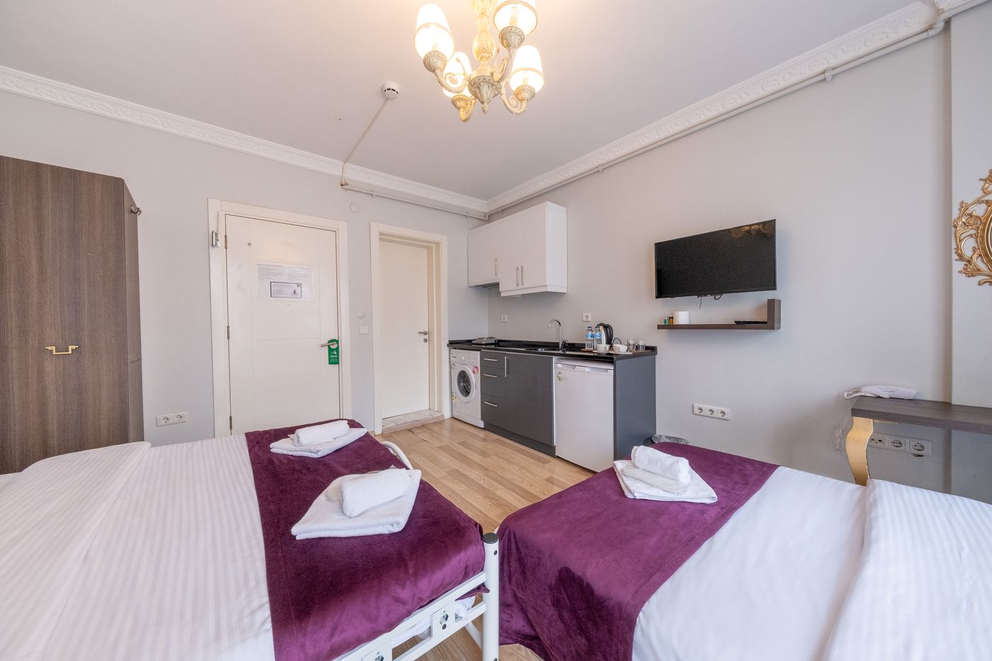 Frame-Galata-Hotel-Room-37