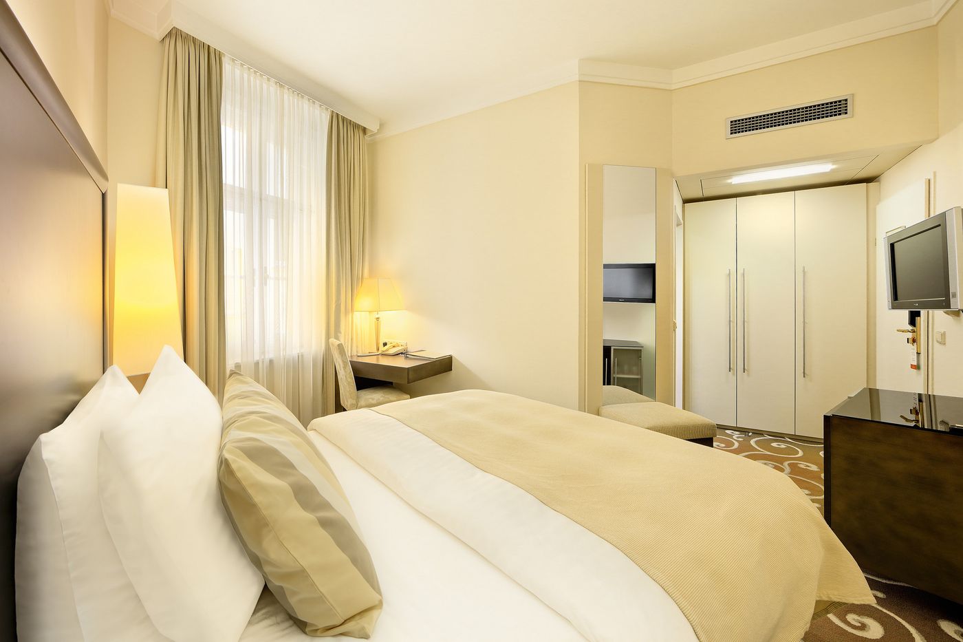 Grand-Hotel-Bohemia-Room-9