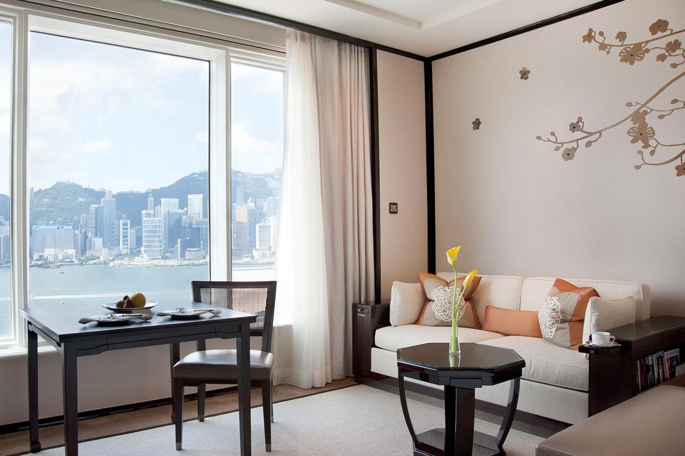 The-Peninsula-Hong-Kong-Room-29