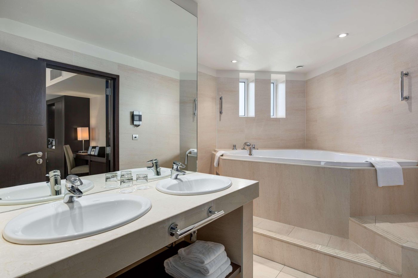 NH-Amsterdam-Centre-Room-44