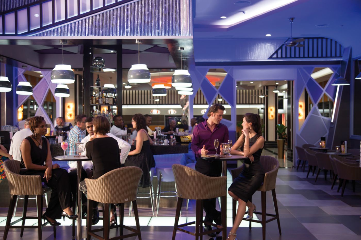 Riu-Palace-Jamaica-All-Inlcusive-Bar-43