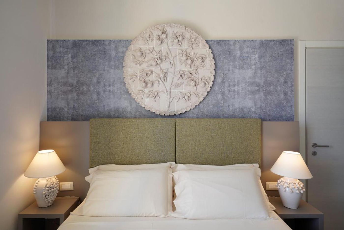 Luna-del-Raccolto--Green-Country-Hotel-Room-32