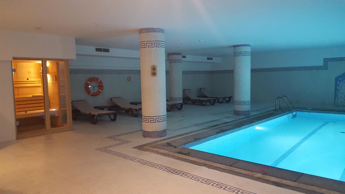 Golden-Acqua-Salou-Pool-41