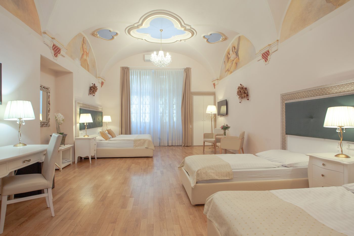 Little King U Malvaze-Czech Republic-Prague-Room-2