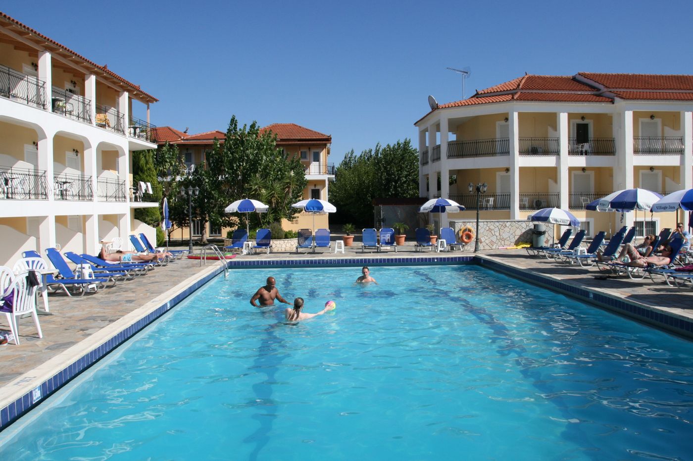 Village Inn Studios and Apartments