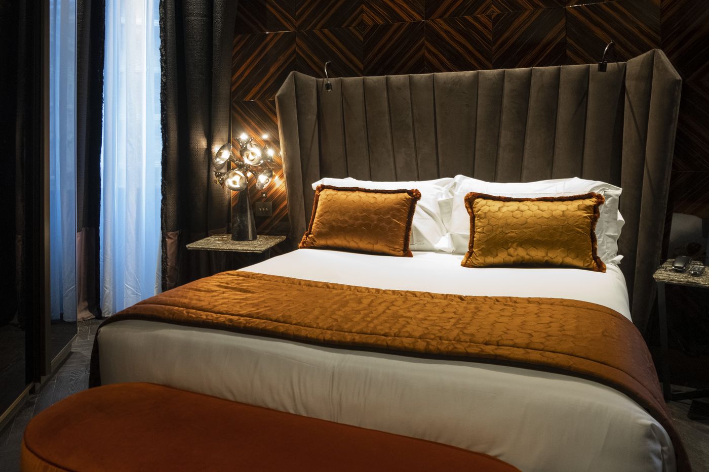 U-Visionary-Roma-Hotel-Room-4