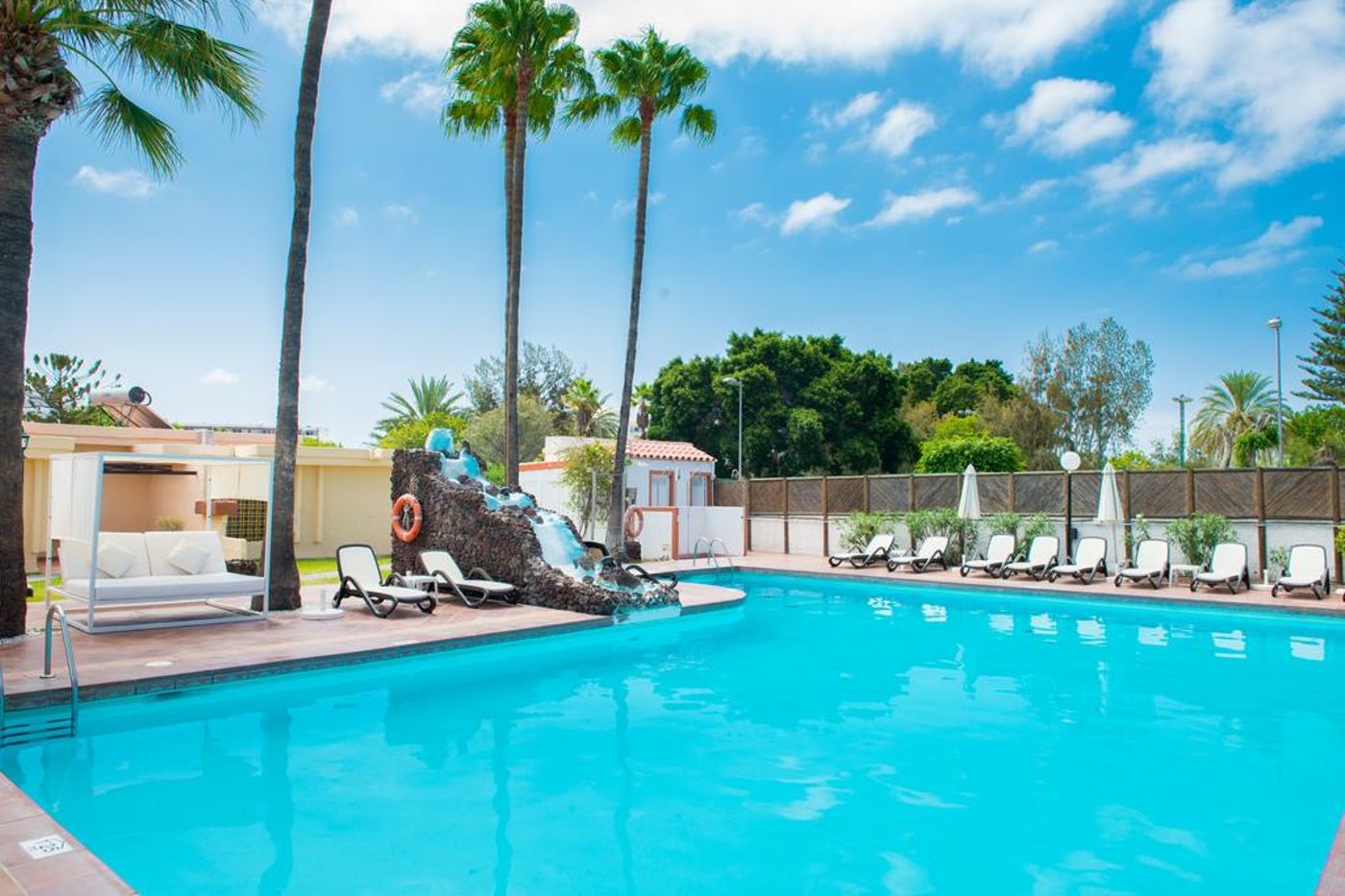 Sunny-Village-Pool-4